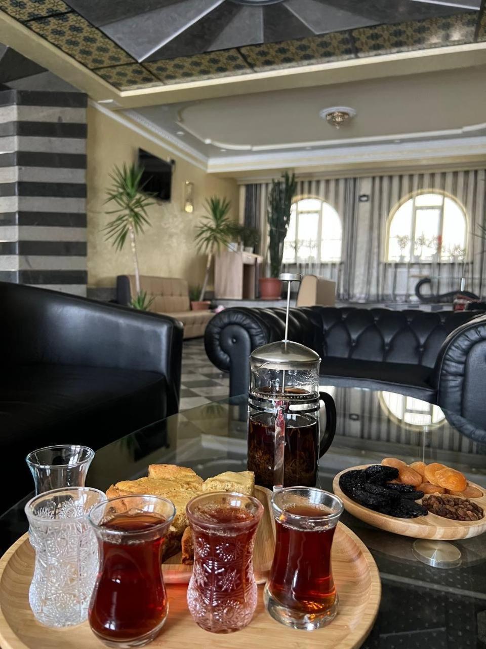 Grand Hotel Kapan, Armenia Kültér fotó