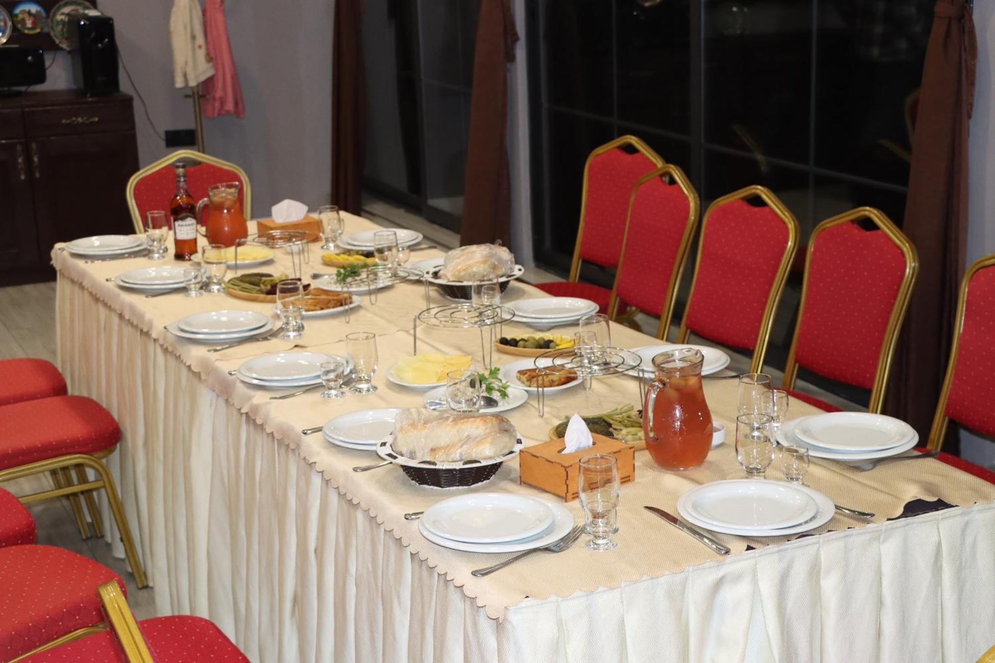 Grand Hotel Kapan, Armenia Kültér fotó