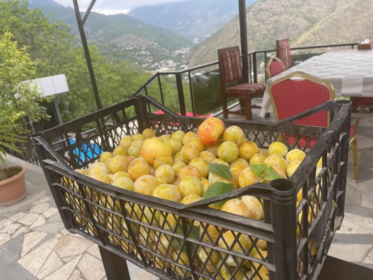 Grand Hotel Kapan, Armenia Kültér fotó
