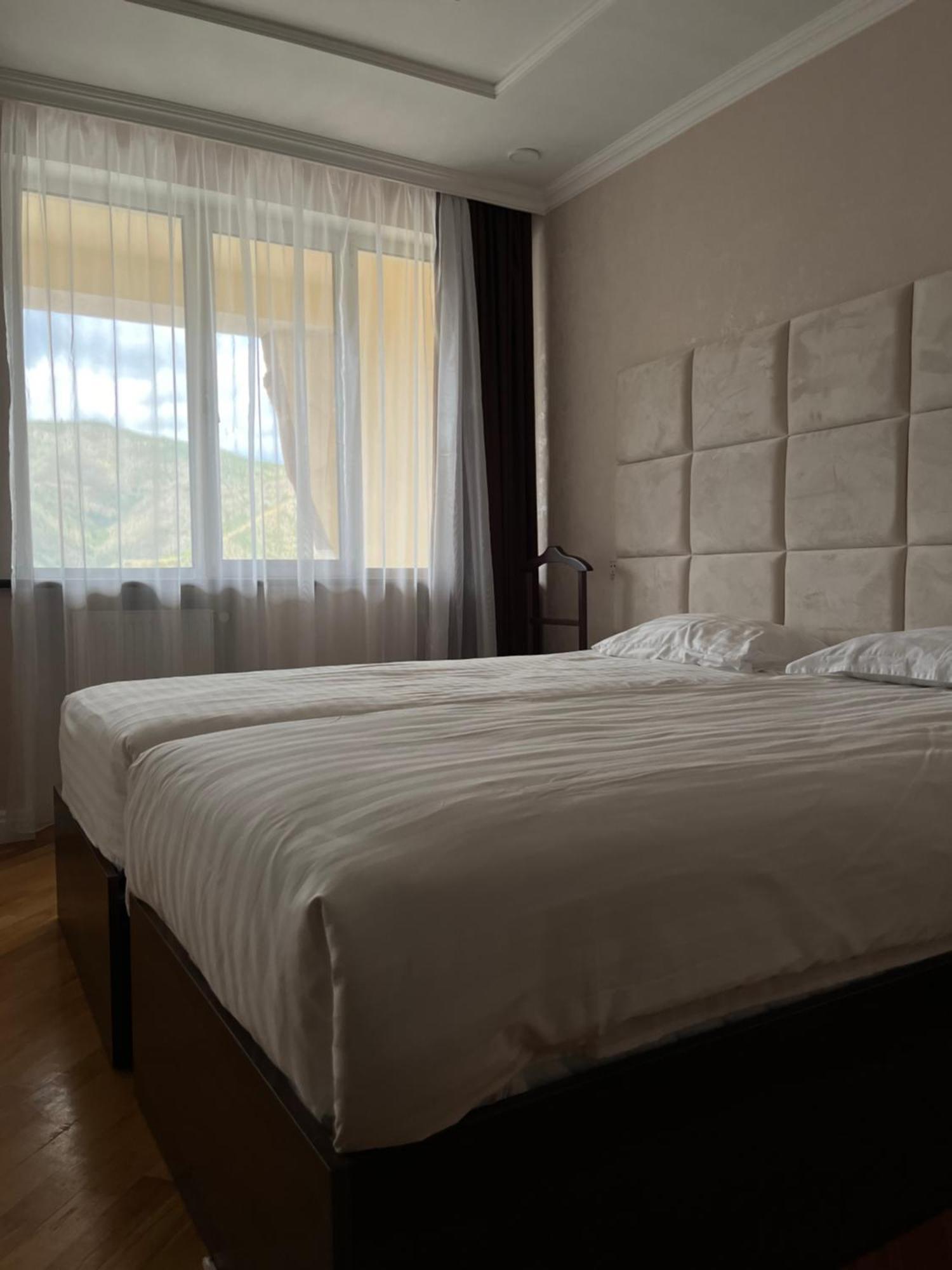 Grand Hotel Kapan, Armenia Kültér fotó